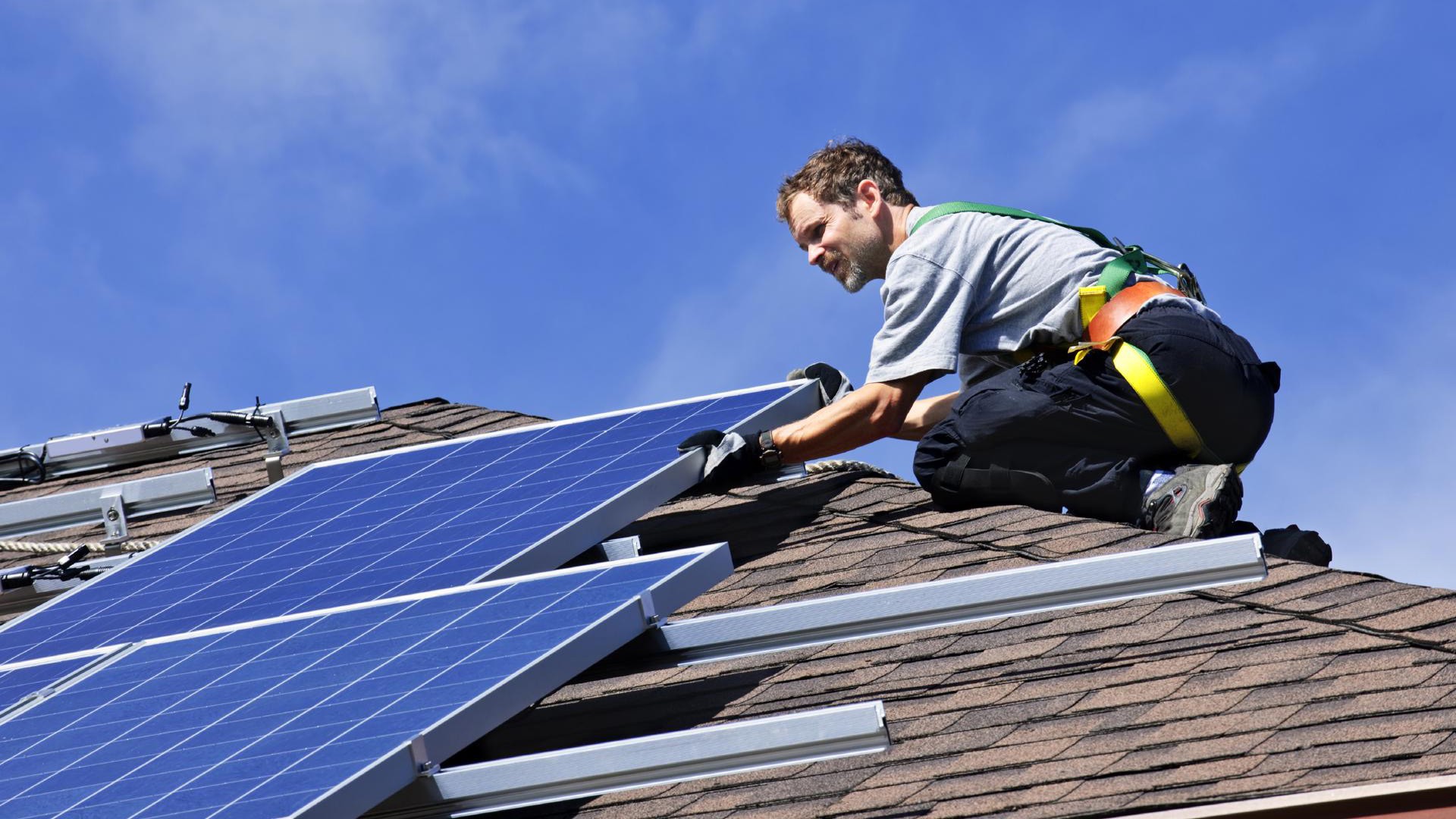 Solar Panels at Home: Reasons on why you need to invest for your home